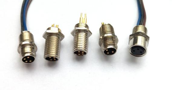 防水连接器接口要密封吗？